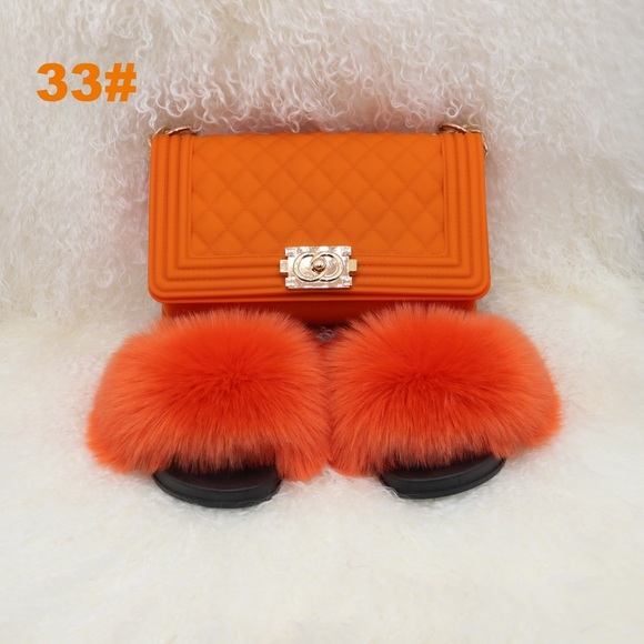 Purse and Fur Slides Set - Picture 3 of 12